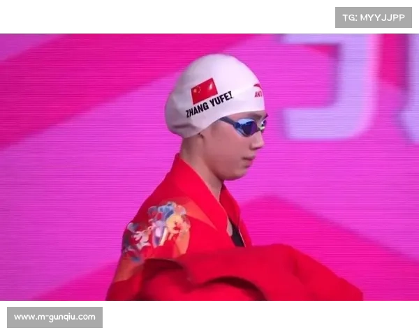 混合泳现罕见场景，两名选手同时触壁需高清照片定胜负